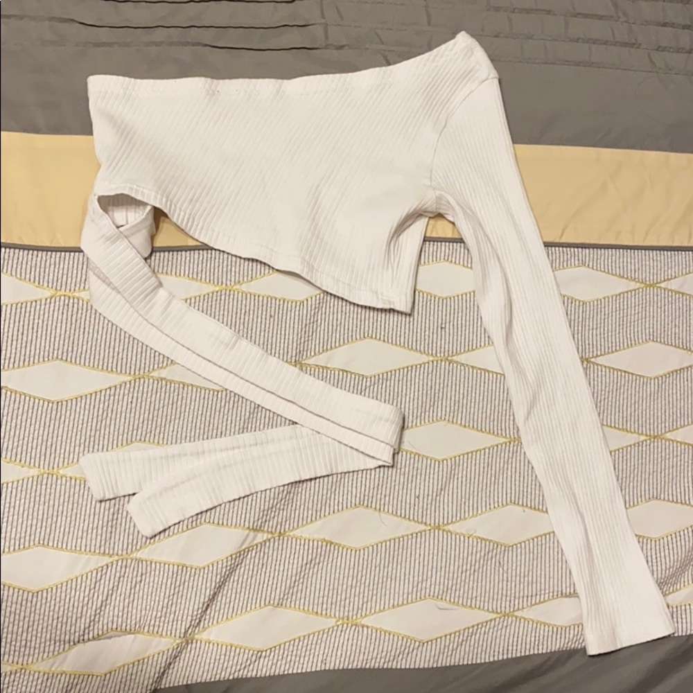 White crop top